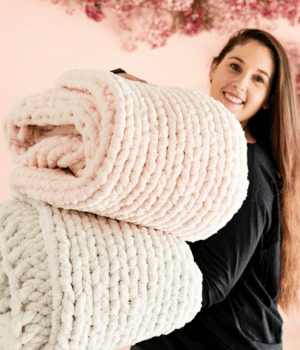 Chunky Knit Blanket DIY Workshop (11/15/25 - Derry)