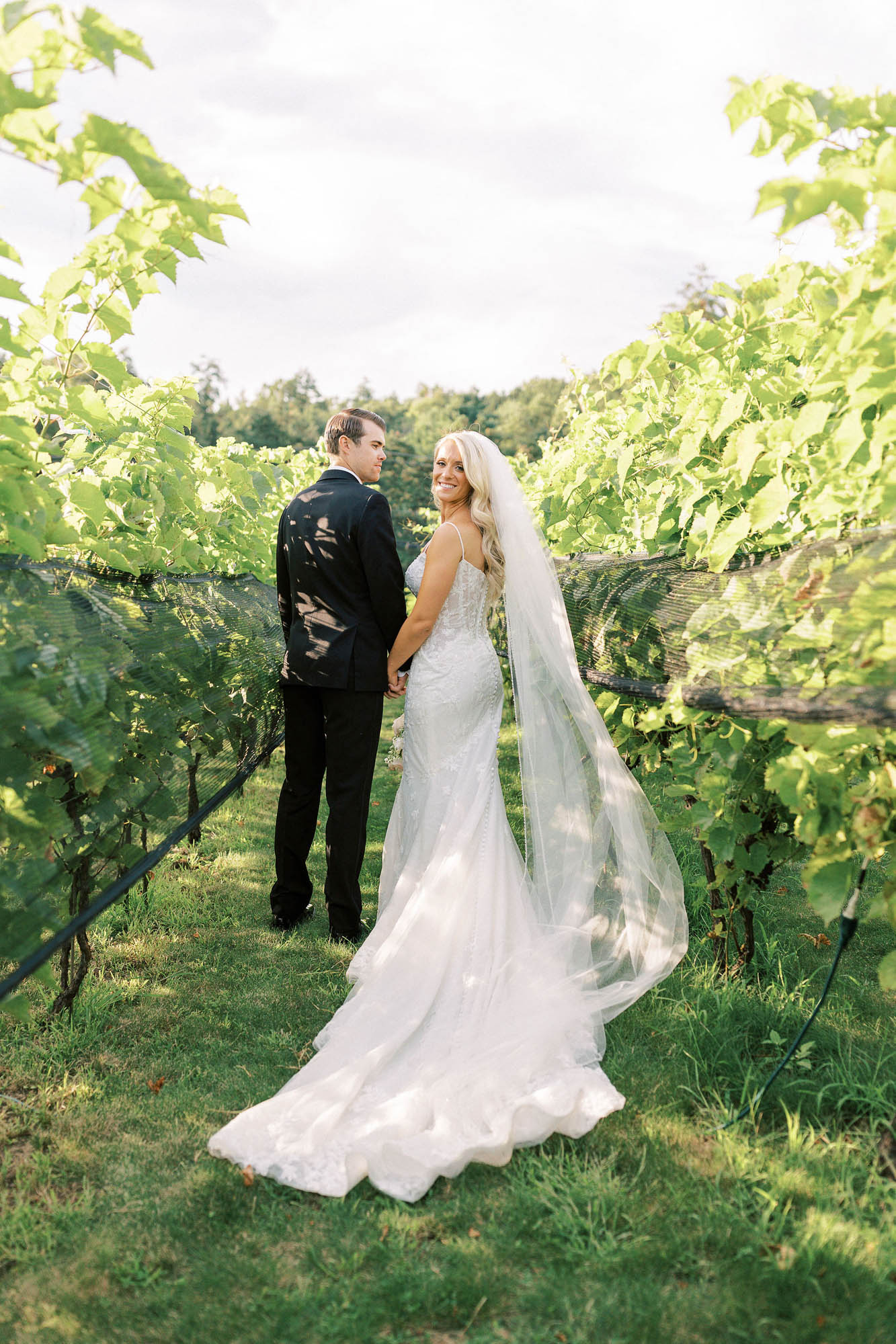 2-labelle-winery-amherst-weddings-2023-cecilia-nolan-©esrayphotography-006