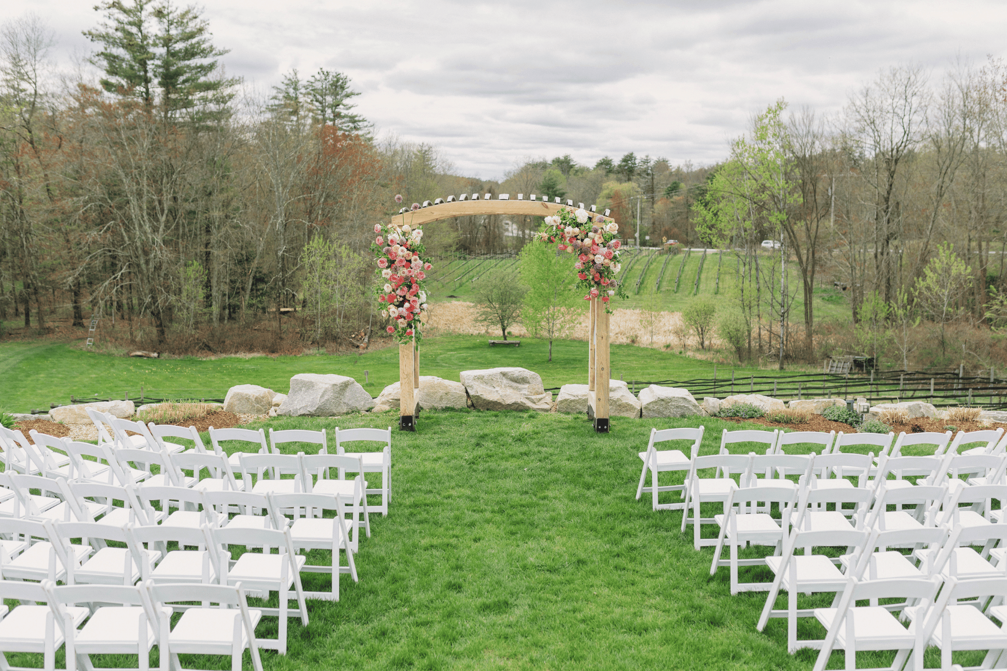 labelle-winery-amherst-weddings-2024-nancy-singer-©aaronsnowphotography-10