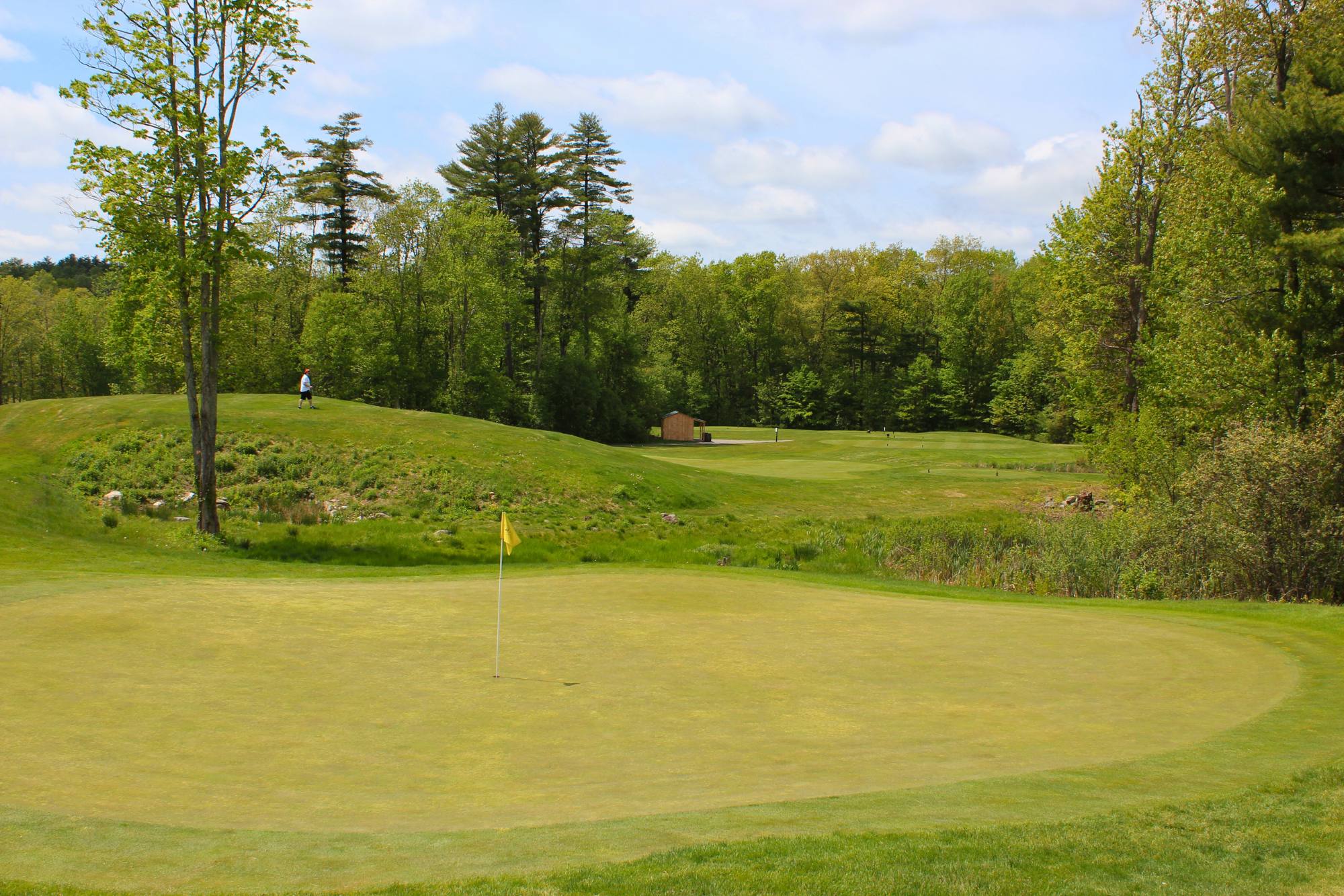 the links at labelle winery springtime golf in nh