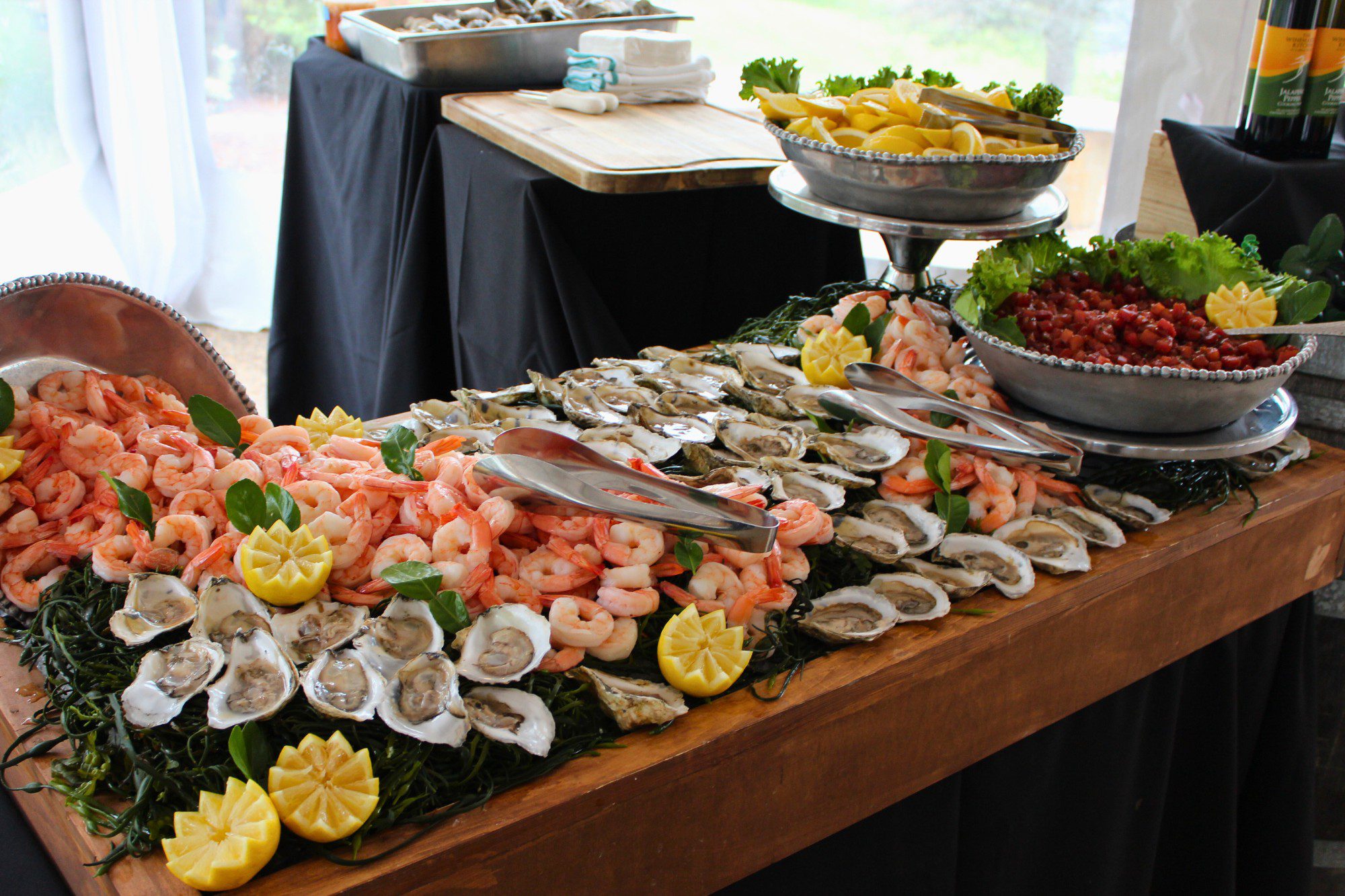 seafood display labelle winery private event oysters shrimp tuna 2
