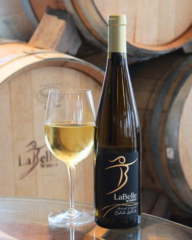 LaBelle Amherst Estate White Wine Featured in Top 10 NH Wines to Try This Summer