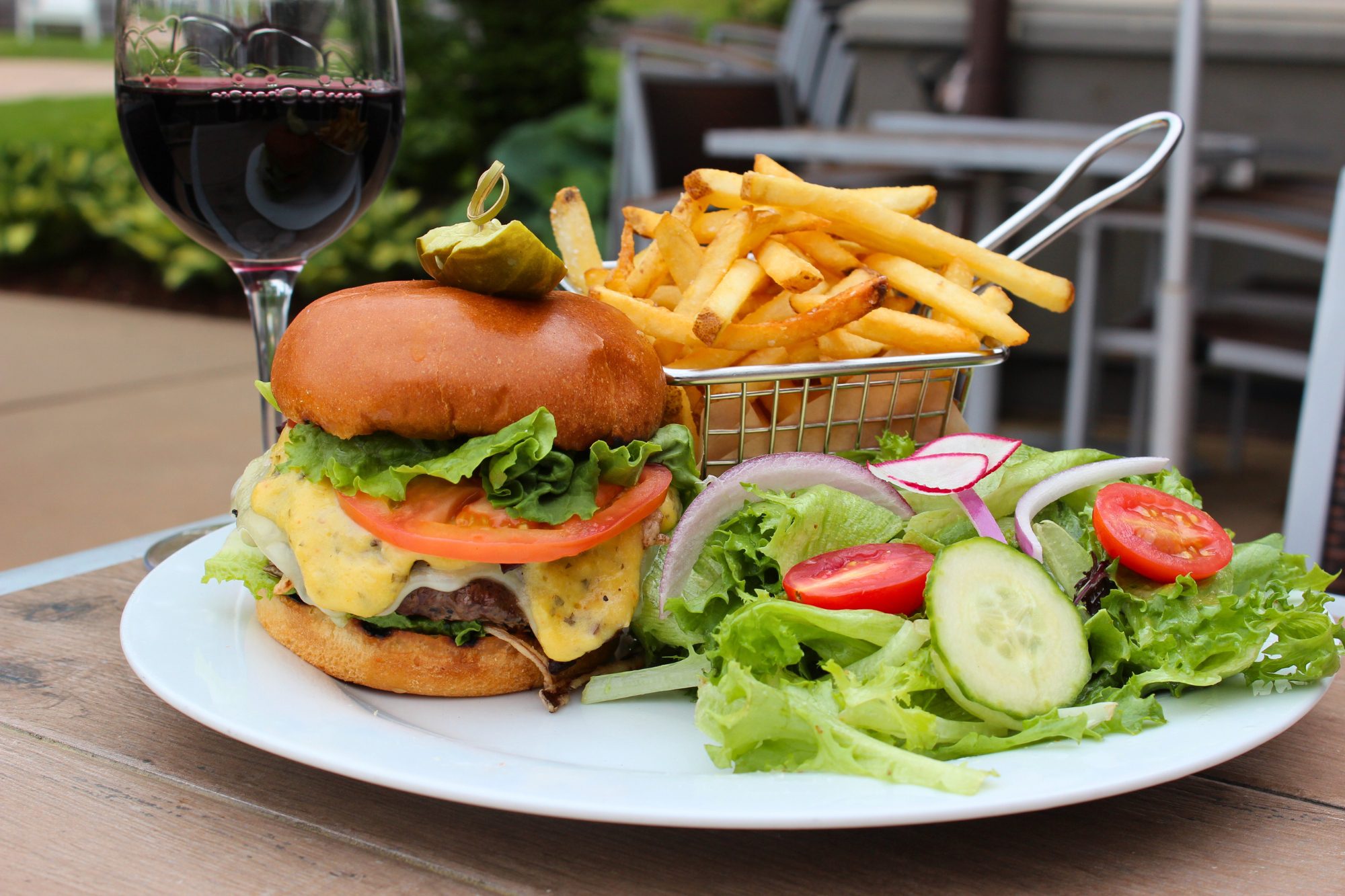 the bistro at labelle winemakers burger with red wine