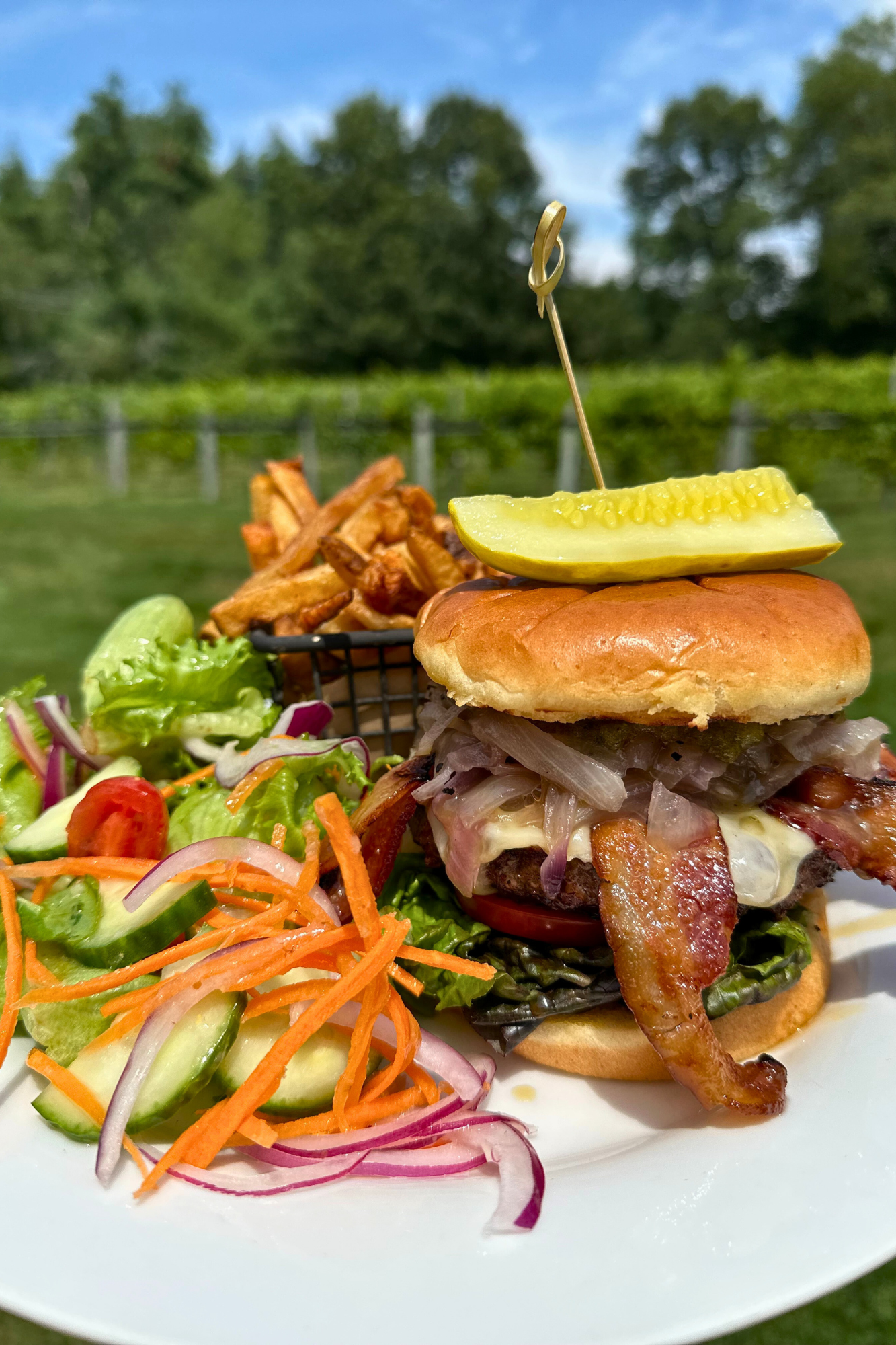 burger at the bistro labelle winery amherst