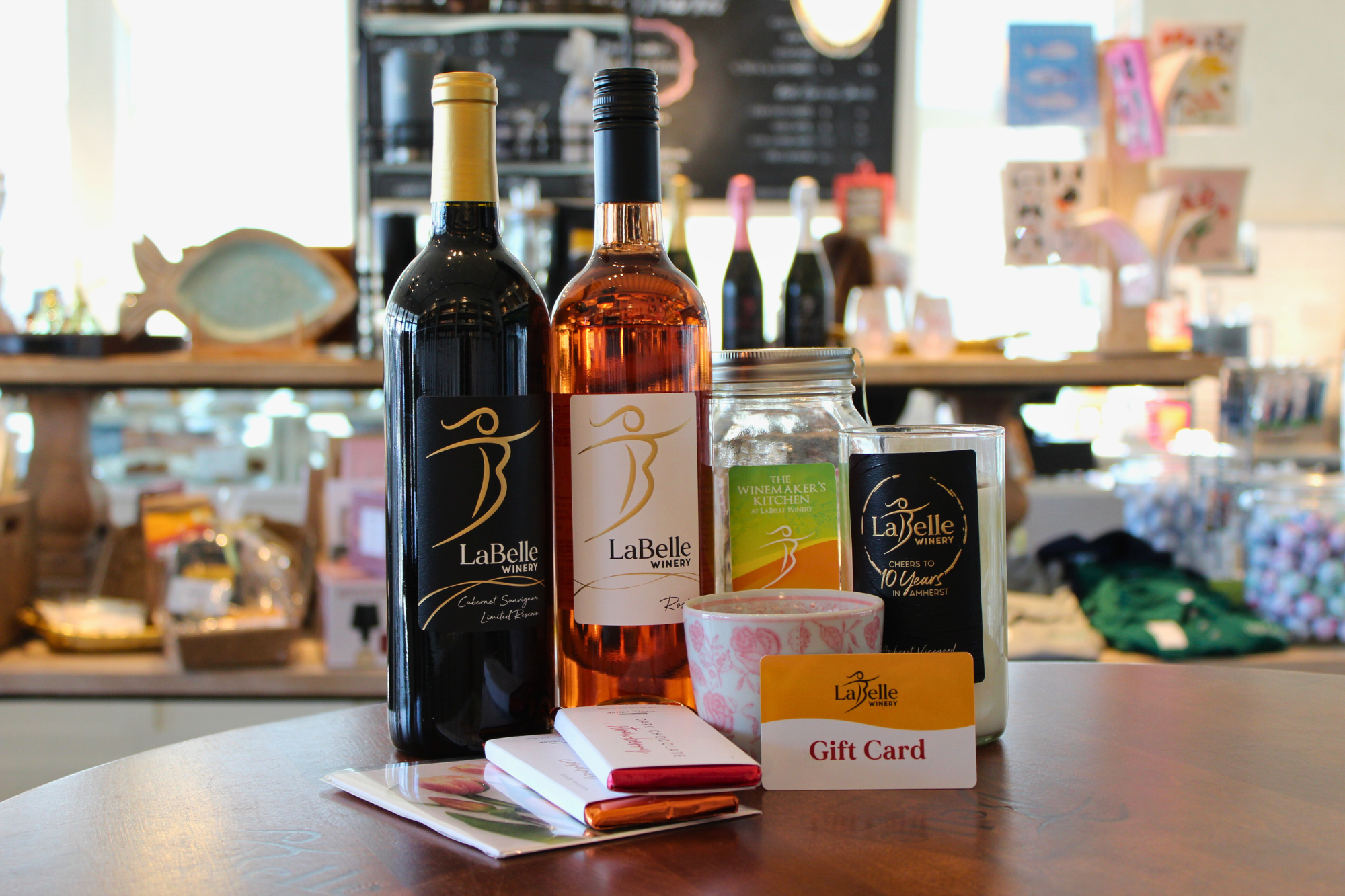 gifts at labelle market (2)