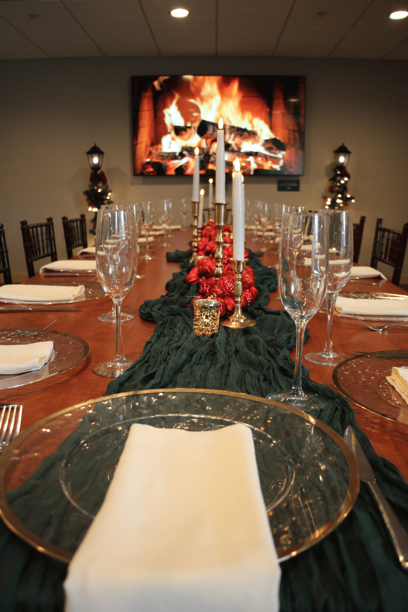 table set up for holiday party labelle winery boardroom (4)