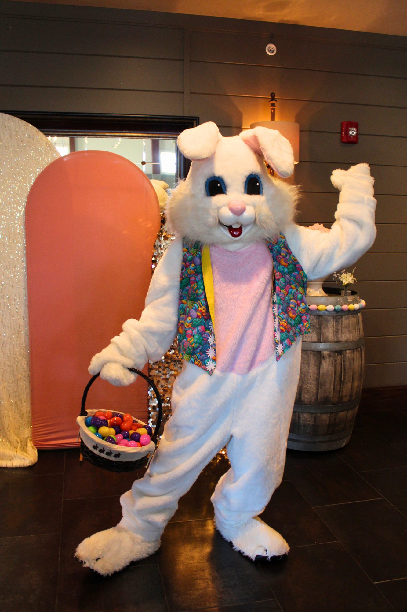 easterbunny labelle winery amherst