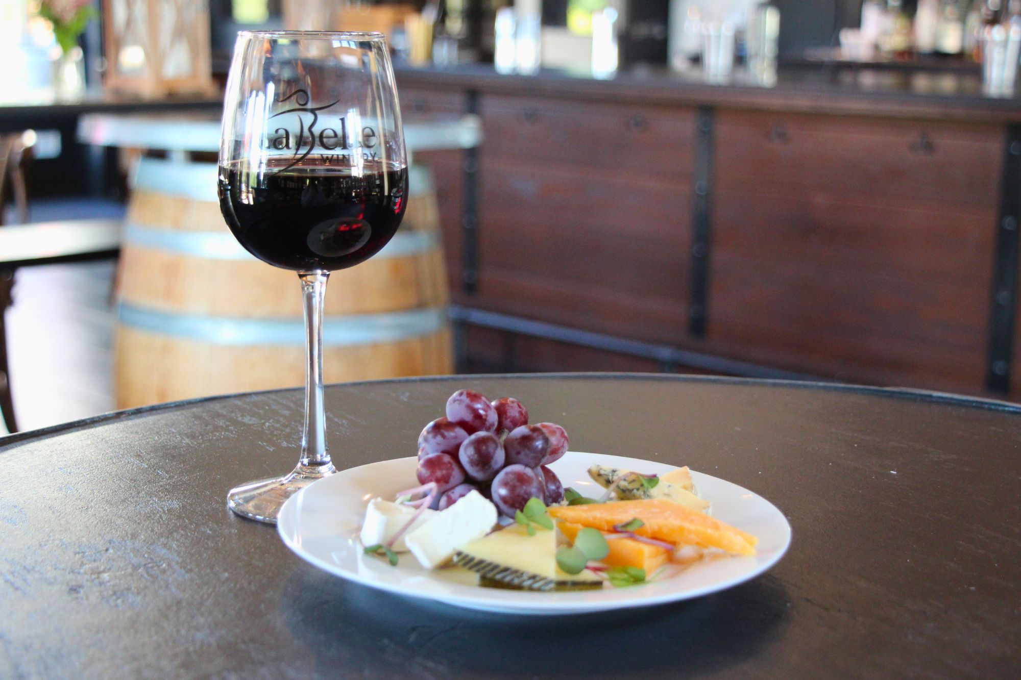 wine and cheese experience at labelle winery derry